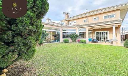 Casa com 4 quartos à venda na Rua Ângela DallŽOsto Vizoli, 212, São Braz, Curitiba, 255 m2 por R$ 1.990.000