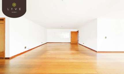 Apartamento com 4 quartos à venda na Rua Desembargador Motta, 3636, Mercês, Curitiba, 200 m2 por R$ 950.000