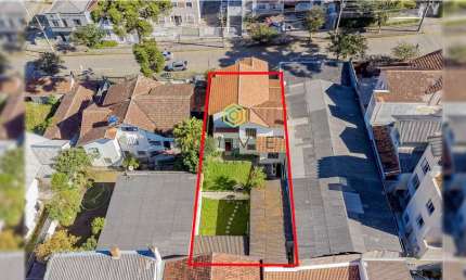 Casa com 4 quartos à venda na Rua Paula Gomes, 864, São Francisco, Curitiba, 300 m2 por R$ 990.000