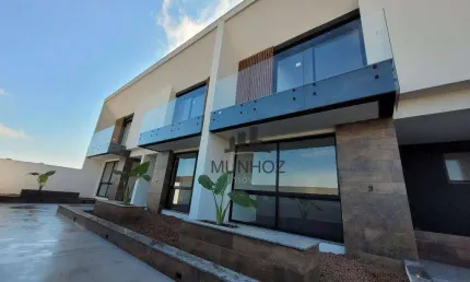 Sobrado com 3 dormitórios à venda, 194 m² por R$ 1.540.000,00 - Mercês - Curitiba/PR