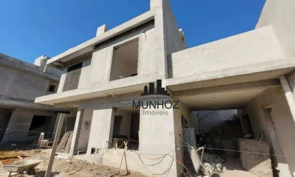 Sobrado com 3 dormitórios à venda, 122 m² por R$ 690.000,00 - Capão Raso - Curitiba/PR