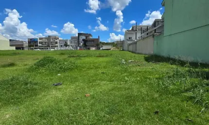 Excelentes Terrenos de 450m² (15x30) na Rua Brasílio de Araújo