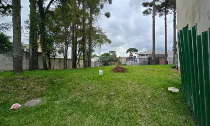 Terreno em condomínio fechado no pinheirinho pronto para construir