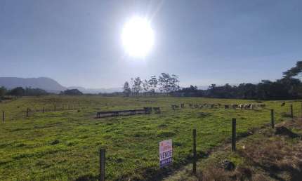 Terreno à venda no bairro Rio Bonito (Pirabeiraba) em Joinville/SC