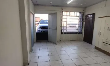 Casa comercial para alugar na Rua Dona Francisca, 3239, Saguaçu, Joinville