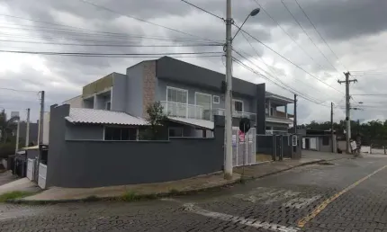 Locação de Sobrado Geminado em Vila Nova, Joinville/SC