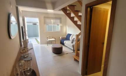 Casa com 2 Quartos pátio  prox ao Zaffari 319 mil aceita financiamento !!