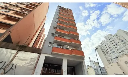 Apartamento de 1 quarto desocupado em andar alto na Jerônimo Coelho Centro Histórico