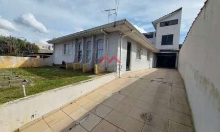 Casa com 3 quartos à venda na Rua Antônio Kujawa, Centro, Araucária, 404 m2 por R$ 700.000