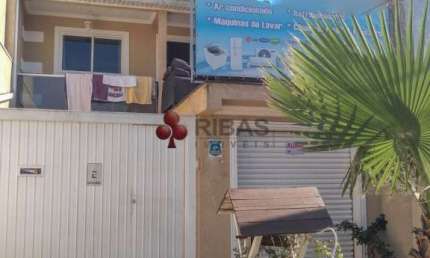 Casa com 3 quartos à venda na Rua Engenheiro Eduardo Afonso Nadolny, Cidade Industrial, Curitiba, 250 m2 por R$ 550.000