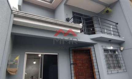 Casa com 3 quartos à venda na Rua Poeta Bernardo Guimarães, Tatuquara, Curitiba, 83 m2 por R$ 320.000