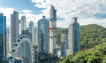 Apartamento com 5 quartos à venda na João F. dos Santos, Centro, Balneário Camboriú, 164 m2 por R$ 5.666.000