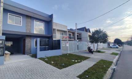 Casa com 3 quartos à venda na Rua Martha Gembaroski Tuleski, Cidade Industrial, Curitiba, 85 m2 por R$ 399.000