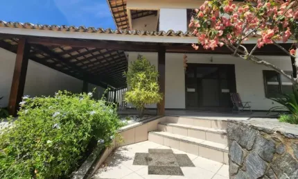 Casa com 4 quartos à venda na Alameda Praia do Sonho, Vilas do Atlantico, Lauro de Freitas, 250 m2 por R$ 950.000