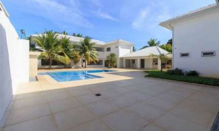 Casa em condomínio fechado com 5 quartos à venda na Avenida Santos Dumont, Portão, Lauro de Freitas, 1600 m2 por R$ 6.000.000