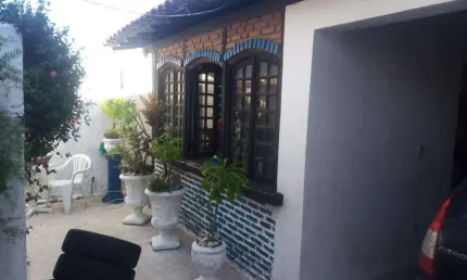 Casa com 3 quartos à venda na Rua Professor Teles de Menezes, Amaralina, Salvador, 262 m2 por R$ 525.000