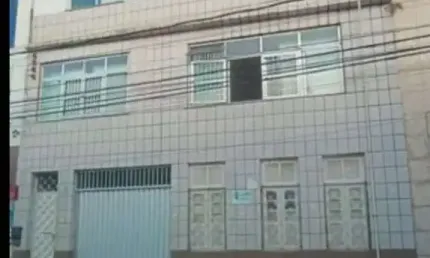 Casa comercial com 5 salas à venda na Rua Álvares de Azevedo, Bonfim, Salvador por R$ 750.000