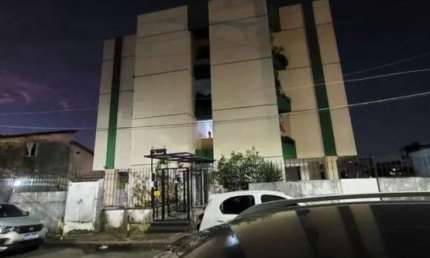 Apartamento com 2 quartos à venda na Rua Alegria do Castro Neves, Matatu, Salvador, 63 m2 por R$ 170.000