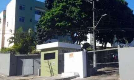 Apartamento com 2 quartos à venda na Alameda Uberaba, Narandiba, Salvador, 65 m2 por R$ 245.000