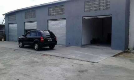 Barracão / Galpão / Depósito para alugar na Avenida Ascensão, Pau da Lima, Salvador, 300 m2 por R$ 6.000
