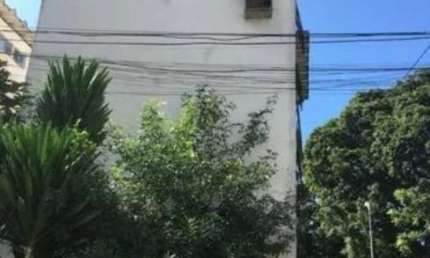 Apartamento com 2 quartos à venda na Rua Hélio de Oliveira Vianna, Cabula VI, Salvador, 49 m2 por R$ 128.000