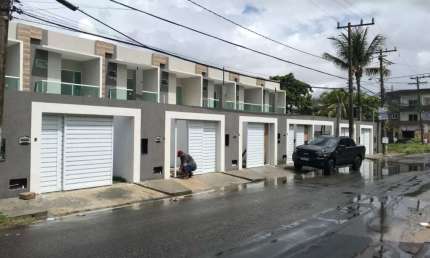 Casa em condomínio fechado com 3 quartos à venda na Rua José Ribeiro da Silva, Ipitanga, Lauro de Freitas, 80 m2 por R$ 500.000