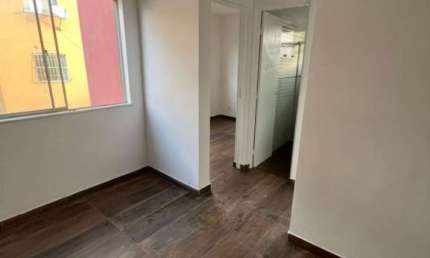 Apartamento com 2 quartos à venda na Avenida Santo Amaro de Ipitanga, Vida Nova, Lauro de Freitas, 56 m2 por R$ 125.000