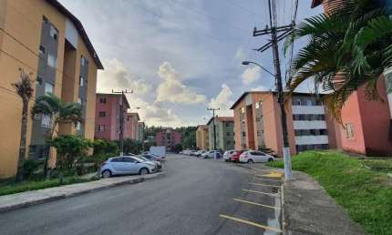 Apartamento com 2 quartos à venda na Avenida Santo Amaro de Ipitanga, Vida Nova, Lauro de Freitas, 44 m2 por R$ 130.000