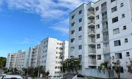 Apartamento com 3 quartos à venda na Rua dos Vereadores, Centro, Lauro de Freitas, 64 m2 por R$ 300.000