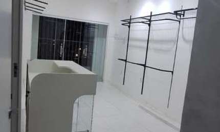 Ponto comercial com 1 sala para alugar na Avenida Edgard Santos, Narandiba, Salvador, 30 m2 por R$ 1.200