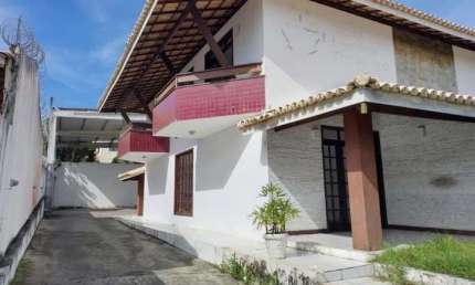 Casa com 4 quartos à venda na Avenida Praia de Pajussara, Vilas do Atlantico, Lauro de Freitas, 600 m2 por R$ 2.500.000