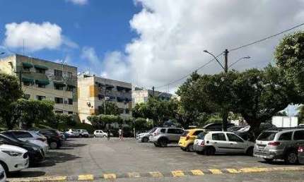 Apartamento com 2 quartos à venda na Rua Águas de Cheiro, Jardim Santo Inácio, Salvador, 49 m2 por R$ 140.000