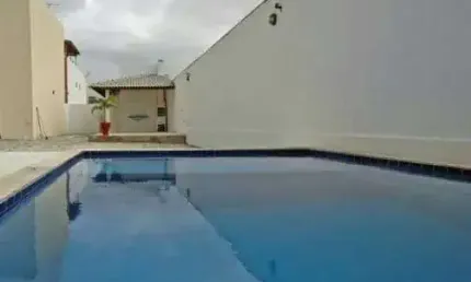 Casa em condomínio fechado com 3 quartos à venda na Rua Walter da Silva Maia, Ipitanga, Lauro de Freitas, 150 m2 por R$ 410.000