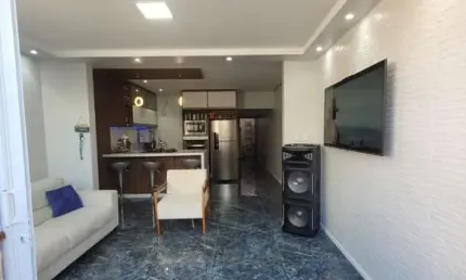 Casa com 3 quartos à venda na Rua Marília Tereza dos Santos, 8, Ipitanga, Lauro de Freitas, 142 m2 por R$ 460.000