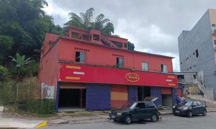 Casa comercial com 4 salas à venda na Rua Franco Velasco, Coutos, Salvador, 480 m2 por R$ 700.000