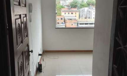 Apartamento com 2 quartos à venda na Rua Jornalista Samuel Wainer Filho, Canabrava, Salvador, 54 m2 por R$ 140.000