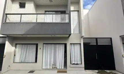 Casa em condomínio fechado com 4 quartos à venda na rua jorge amado, buraquinho, lauro de freitas, 193 m2 por r$ 790.000