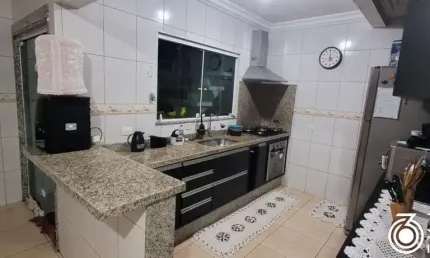 Sobrado para Venda em Santo André, Vila Linda, 3 dormitórios, 1 suíte, 3 banheiros, 6 vagas