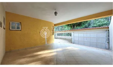 Casa para Venda em São Bernardo do Campo, Dos Casa, 4 dormitórios, 1 suíte, 5 banheiros, 4 vagas