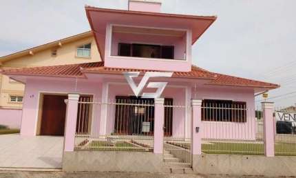 Casa com 3 quartos à venda no Centro, Santo Amaro da Imperatriz , 145 m2 por R$ 1.023.875