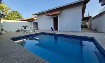 Casa em itanhaém-sp apenas 499.000,00 mil com piscina e 3 dormitórios