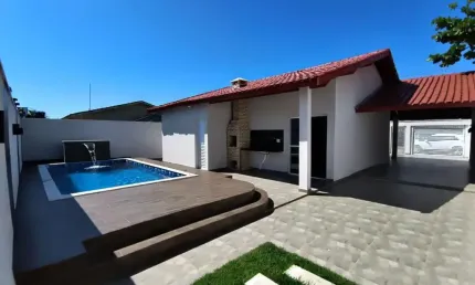 Casa nova com piscina lado praia em itanahem oportunidade!!!