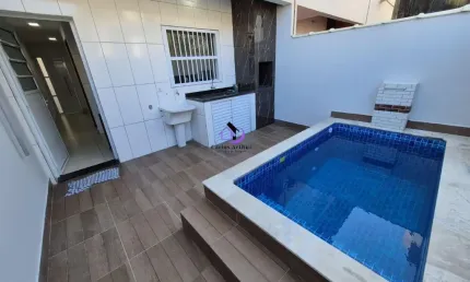 Casa à beira-mar com piscina e área de lazer  – balneário itaguaí, mongaguá