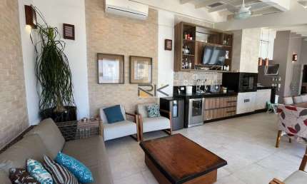 Cobertura Praia Grande em Ubatuba-SP com 3 suítes,varanda gourmet com churrasqueira e jacuzzi,3 vagas de garagem