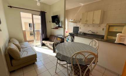APARTAMENTO PRAIA GRANDE com 2 dormitórios sendo 1 suíte,sala 2 ambientes,cozinha