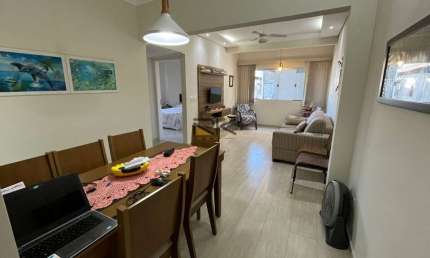 APARTAMENTO NA BARRA DA LAGOA COM 2 DORMITÓRIOS,2 BANHEIROS,SALA 2 AMBIENTES