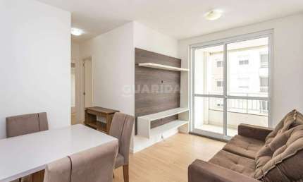 Apartamento semi mobiliado de 2 dormitórios e 1 vaga no bairro Humaitá!