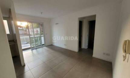 Apartamento de 2 dormitórios, sendo 1 suíte, para alugar no bairro Jardim Botânico, com sacada / churrasqueira e VAGA!!