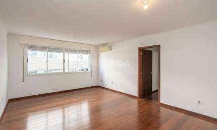 Apartamento para aluguel, 3 quartos, 1 suíte, 1 vaga, Petrópolis - Porto Alegre/RS