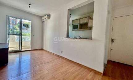 Apartamento com 3 dormitórios, sendo 1 suíte, para alugar no bairro Teresópolis.